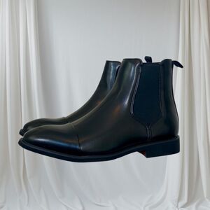 NEW NWOB Elegant Black Faux Leather Chelsea Slip On Ankle Boots EU 40 US 9.5